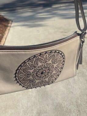 BRIGHTON FERRARA NOVA POUCH BEACHWOOD STUDDED CROSSBODY